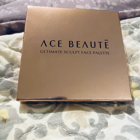 ACE BEAUTY ULTIMATE SCULPT FACE PALETTE (LIMITED EDITION). NWT - Picture 3 of 3